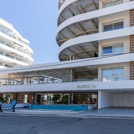 Oyster 1-Br Apt In Larnaca Exterior photo